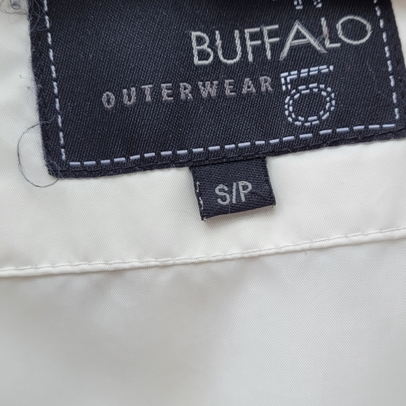 White Lightweight Jacket - Picture 4 of 4